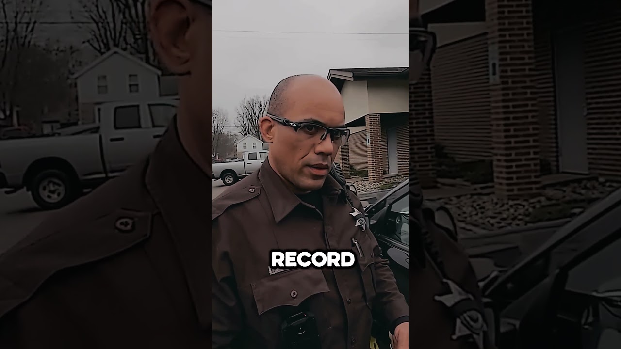 &ldquo;BACK UP!&rdquo; OFFICER PANICS OVER A CAMERA #firstamendment #copwatch #idrefusal