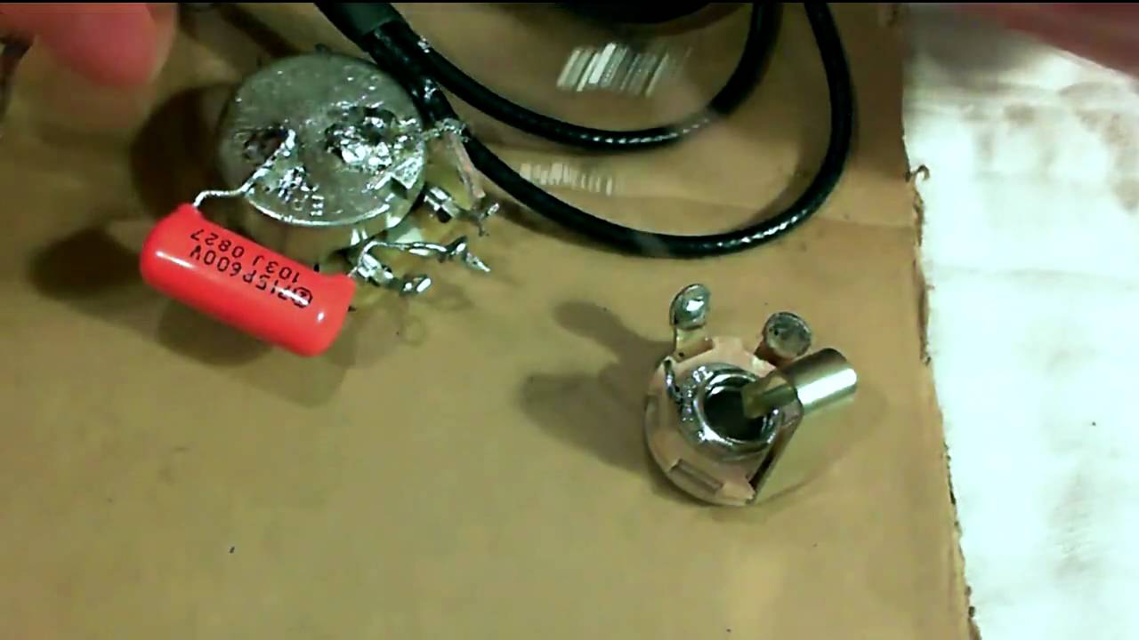 Wiring Up Guitar Electronics 5, Connecting the Jack.mp4