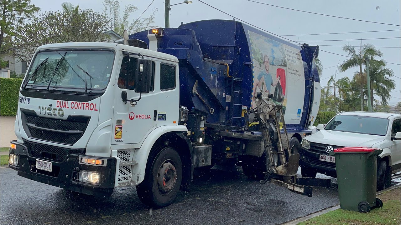 Brisbane Garbage - 718 & 720