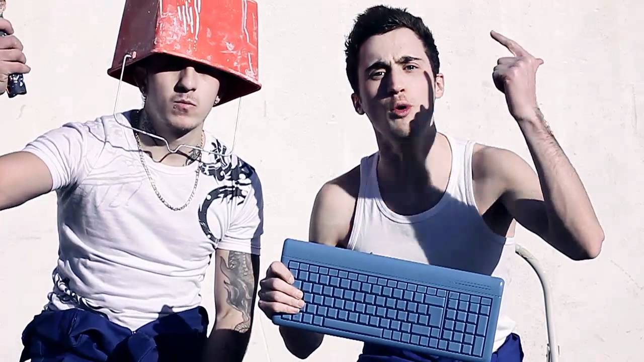 Aries lane feat Lacrozik - je pourris les murs ( Chanson et clip officiel )