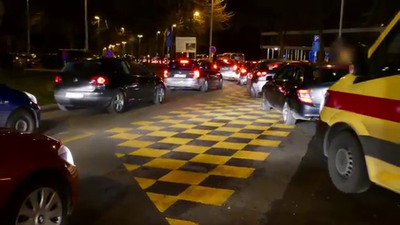 Tram 9 - L'enfer face à l'UZ Brussel - service difficile pour les secours, la STIB et De Lijn
