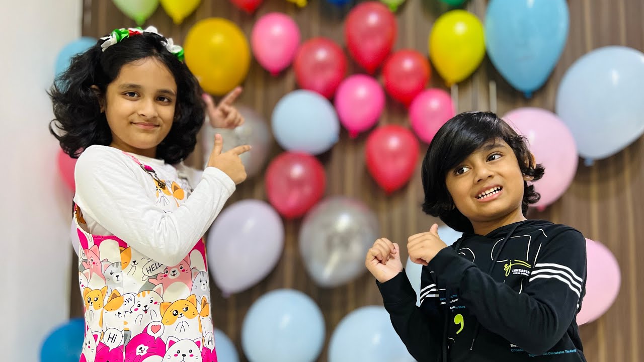 100 BALLOONS CHALLENGE 🎈| ESCAPE THE ROOM !