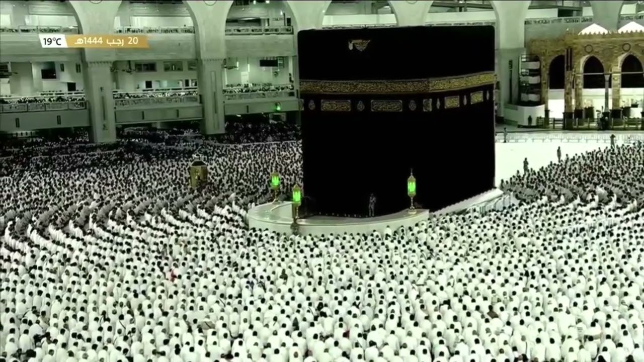تبليغ مرئي للمؤذن الشيخ محمد المغربي بمقام الركبي بالركعة الاولى وبمقام الرصد بالركعة الثانية