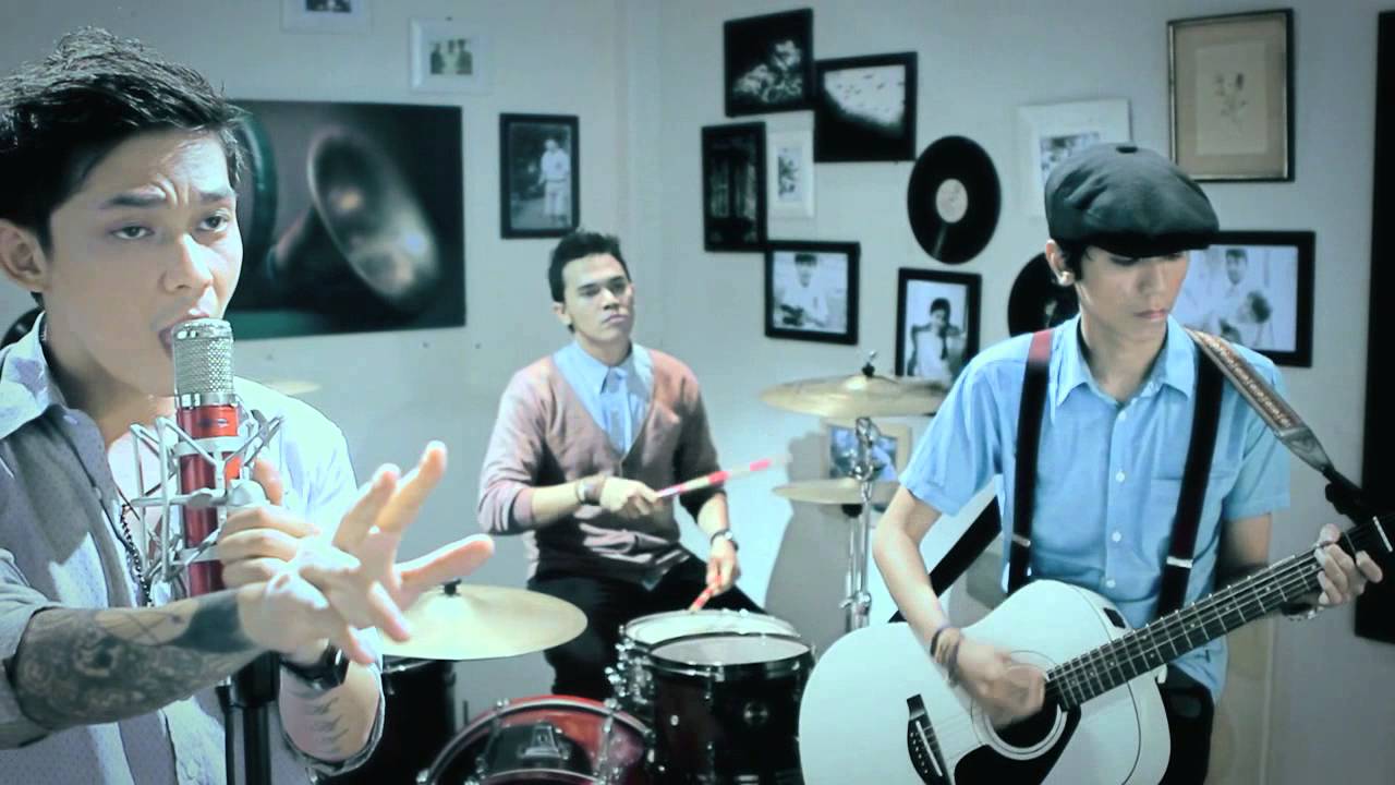 Starlets - Malaikatku (Official Video)