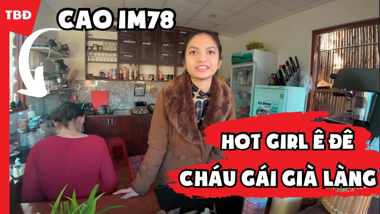 Du lịch Buôn Ako Dhong uống ly cà phê Buôn ma Thuột tại nhà già làng Ama H'Rin