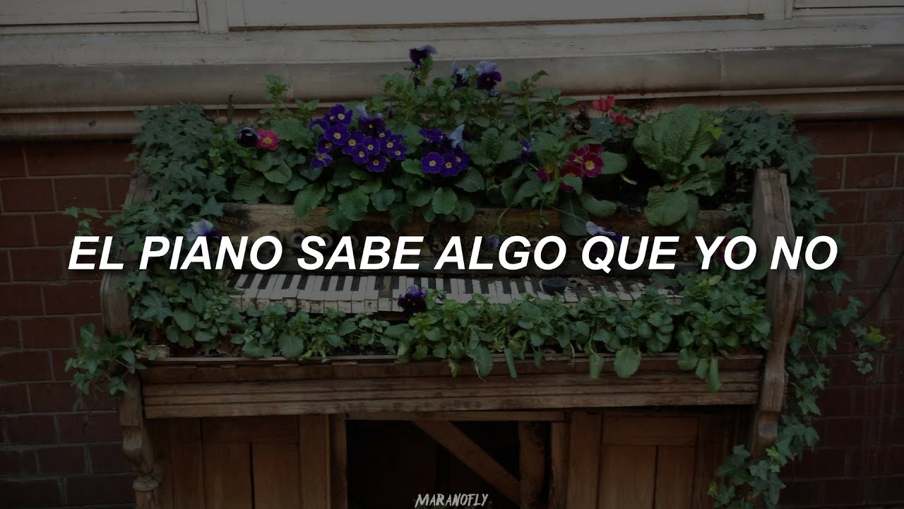 the piano knows something i don't know - panic at the disco ; sub español