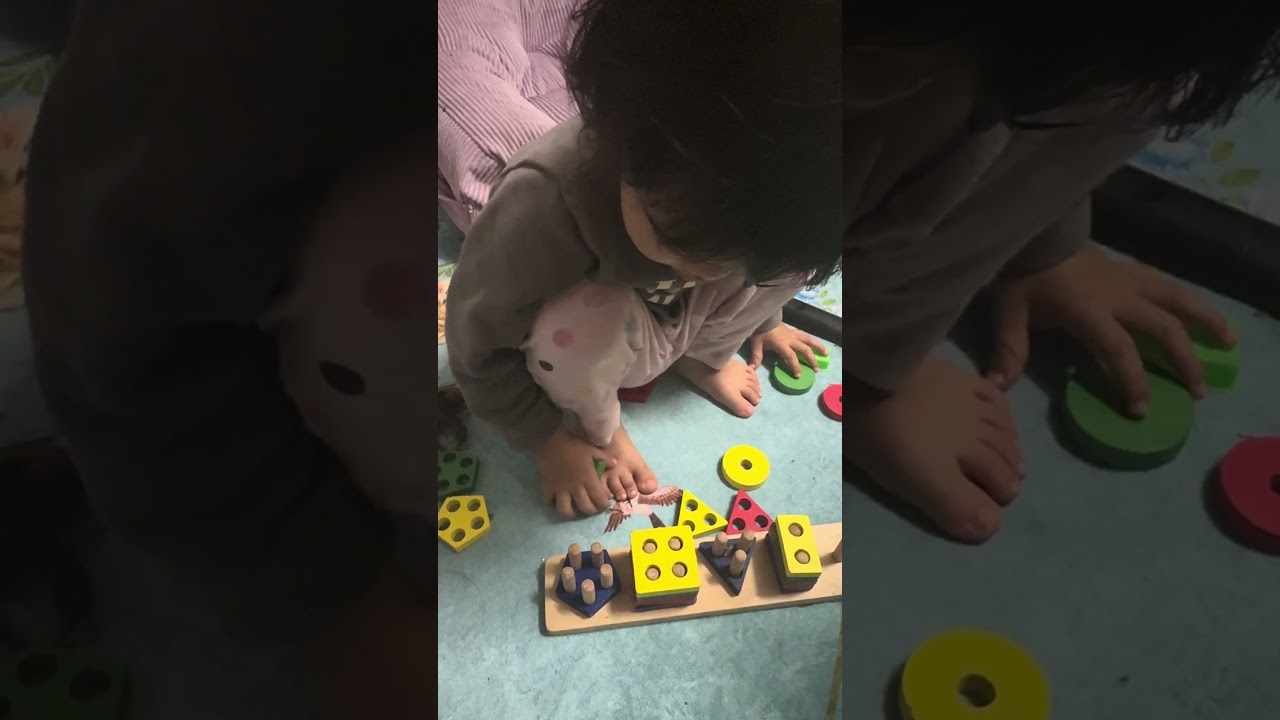 Baby managing shapes