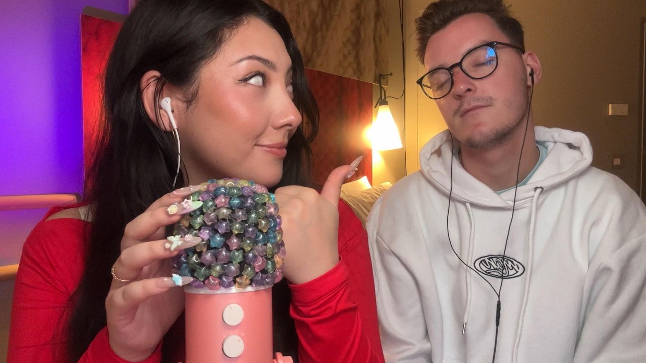 ASMR trying to give @DidoASMR tingles ✨💙 ᶻ 𝗓 𐰁