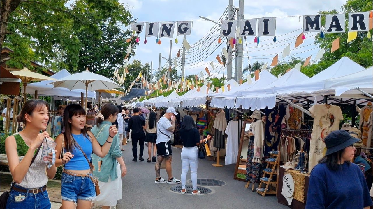 Jing Jai market Chiang Mai - visiting Jing Jai Farmers market | Best weekend market Chiang Mai