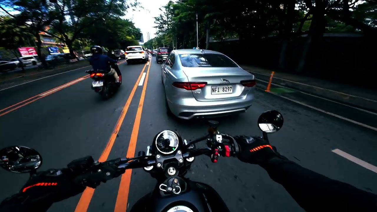 Yamaha XSR 155 POV Ride | Akrapovic Exhaust Sound