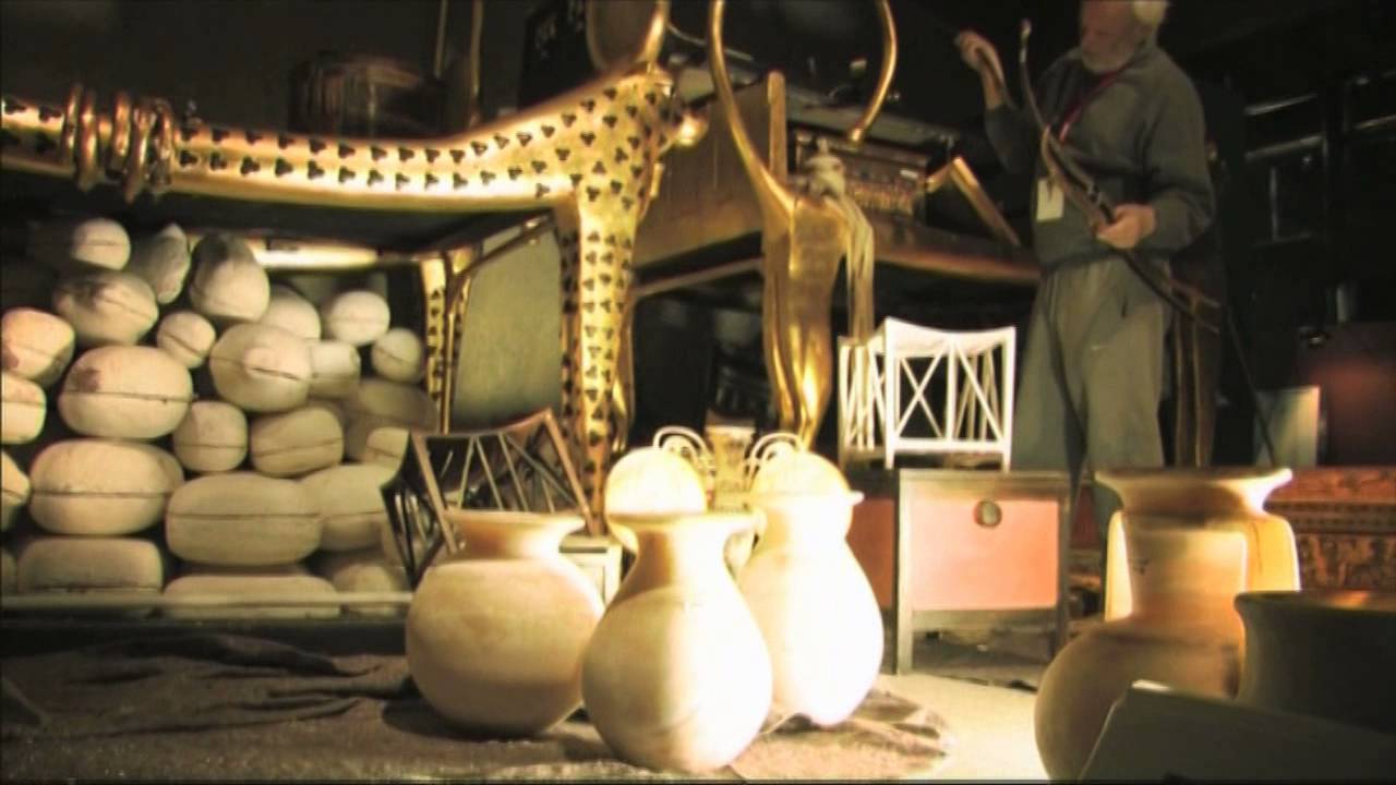 TUTANKHAMUN - His Tomb and his Treasures