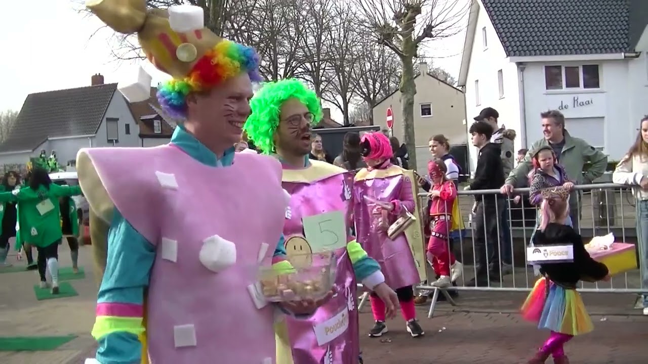 Carnaval Aardenburg Uulehat 2024 (gehele optocht) Hans Pielaet