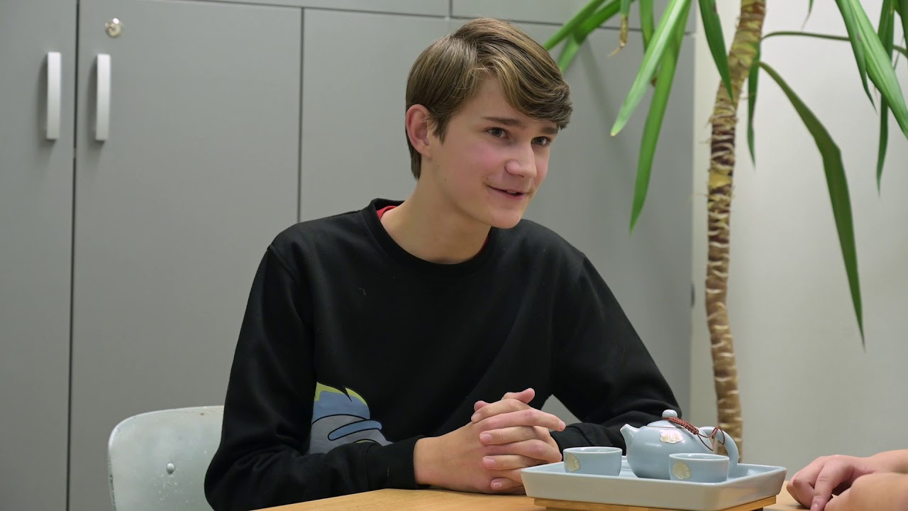 Rozhovor s Matějem Havelkou - Novinařina a filmařina DDM Symfonie Poděbrady