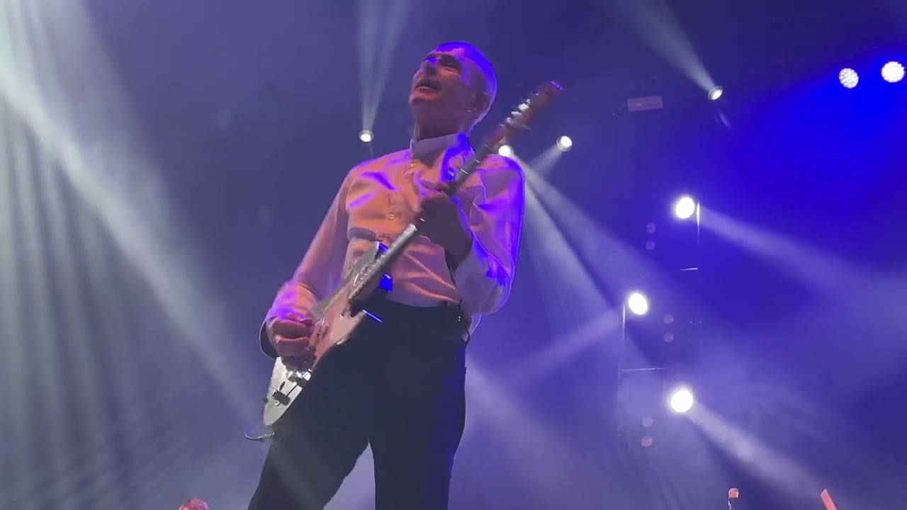Status Quo - Down Down - First Direct Arena, Leeds 28.11.22