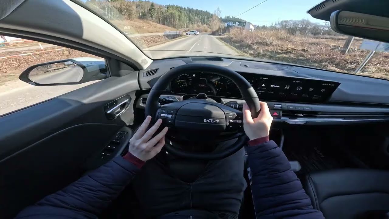 2026 Kia K4 Hatchback for Europe - POV Test Drive