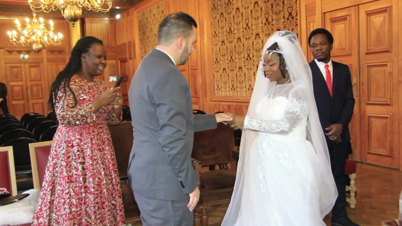 LA CEREMONIE DE MARIAGE ANAIS BOUAKI ET JONATHAN DUPLAIX