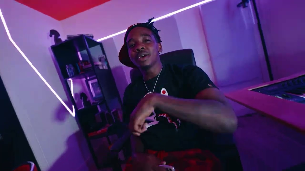 Cobleeda ft Realbleeda -Meezy Free (Official Video )