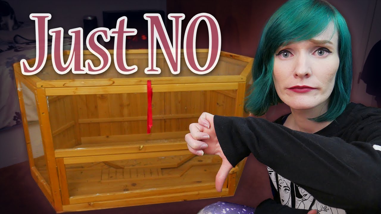I Hate This Cage! | Aleko Deluxe Fir 3-tier Wooden Hamster Cage Review | Munchie's Place