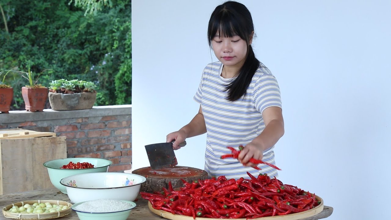 花了3个月时间，烹饪成做各种辣椒酱和油泼辣子【二米炊烟】