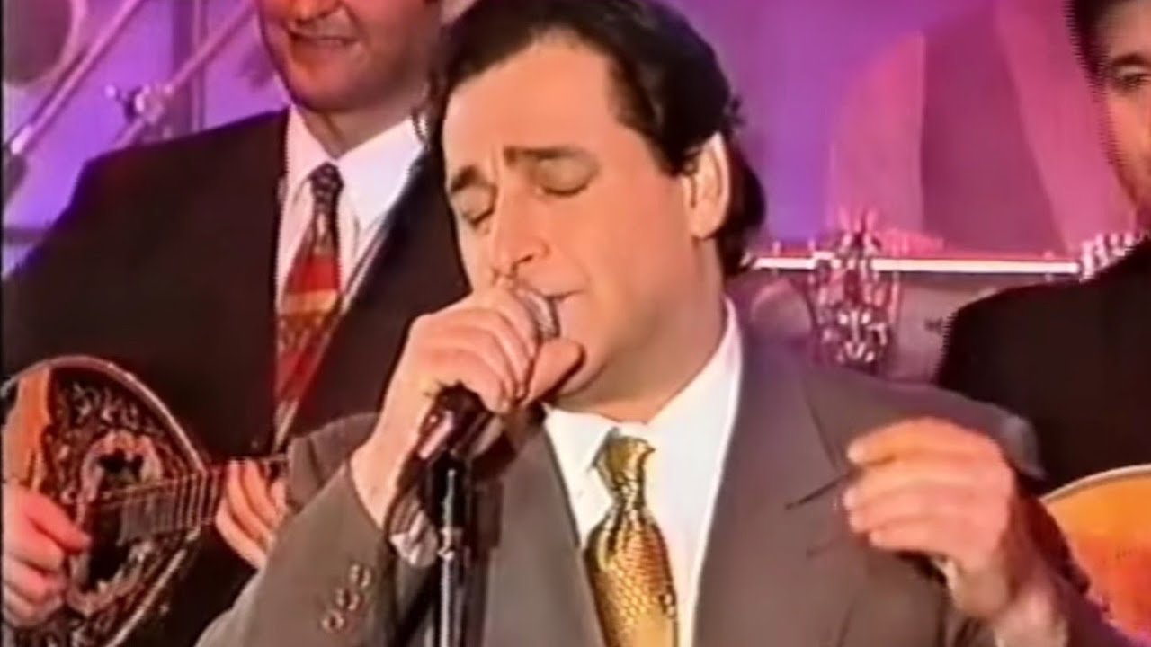 ΒΑΣΙΛΗΣ ΚΑΡΡΑΣ (1995) ΦΕΡΤΕ ΜΙΑ ΚΟΥΠΑ ΜΕ ΚΡΑΣΙ