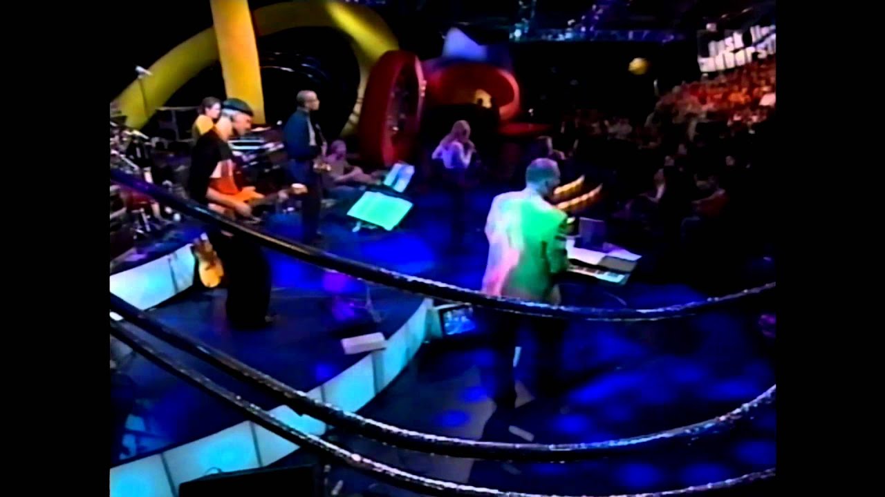 Danseorkestret - Jagten På Den Store Kærlighed (Live)