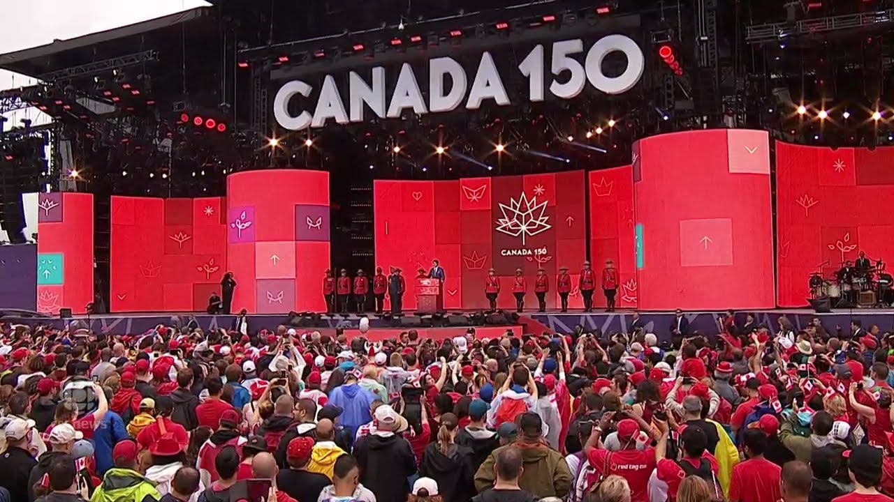 Prime Minister Justin Trudeau gives Canada Day speech on Parliament Hill - July 1, 2017