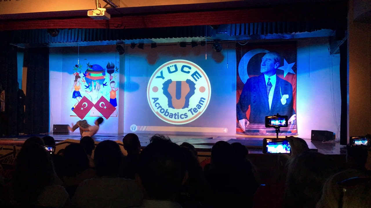 Yüce Okulları 2018 Akrobasi Team 19 Mayıs Gösteri