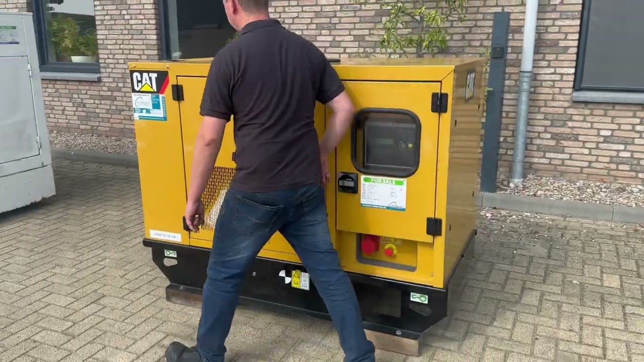 Caterpillar DE9 5E3 9 5 kVA Silent generatorset stocknr 5354