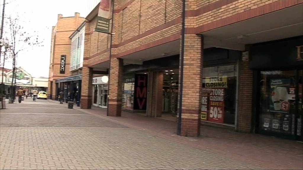 Birkenhead shops hit by recession