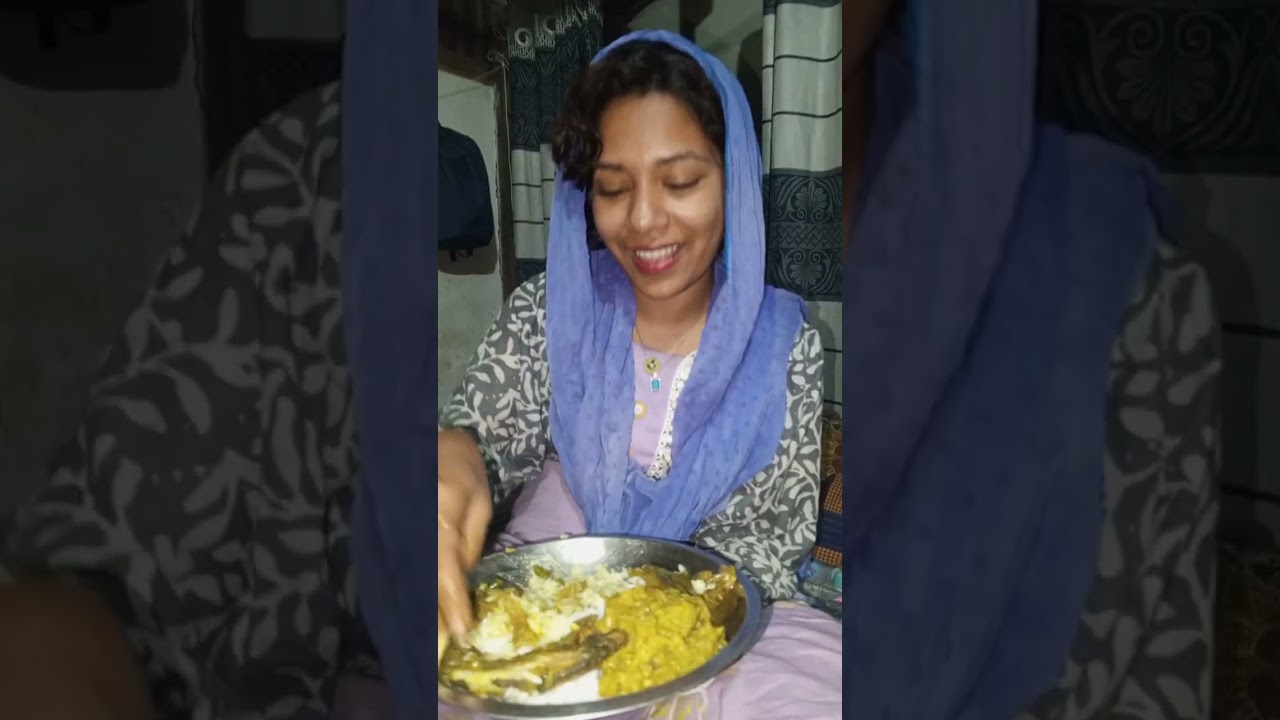 রাতে খাইতে বইসা কত আলোচনা যে করে ফেলি