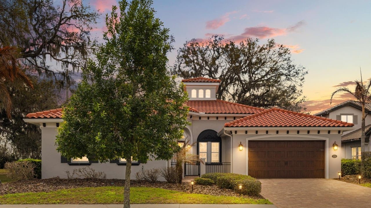 32834 Estate Garden Dr, Wesley Chapel, FL