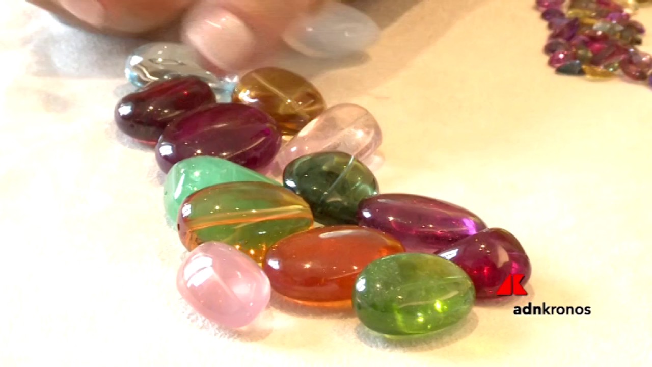 Lucia, cacciatrice di gemme per Bulgari: 