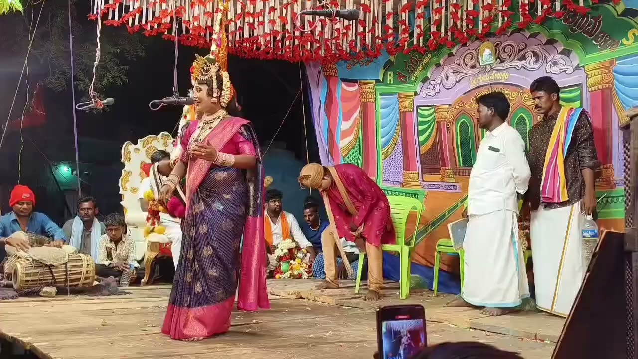 ಬಯಲಾಟ || #bayalata #bayalatavideos #viralvideo #bayalatasongs #kannadabayalata #ballari #kurugodu