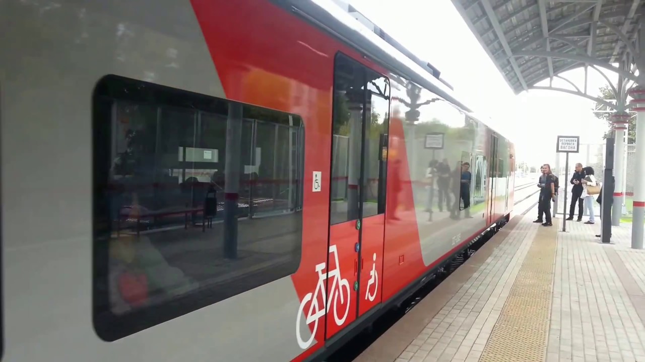 Siemens desiro RUS in Moscow. Первый день работы МЦК, станция Ботанический сад.