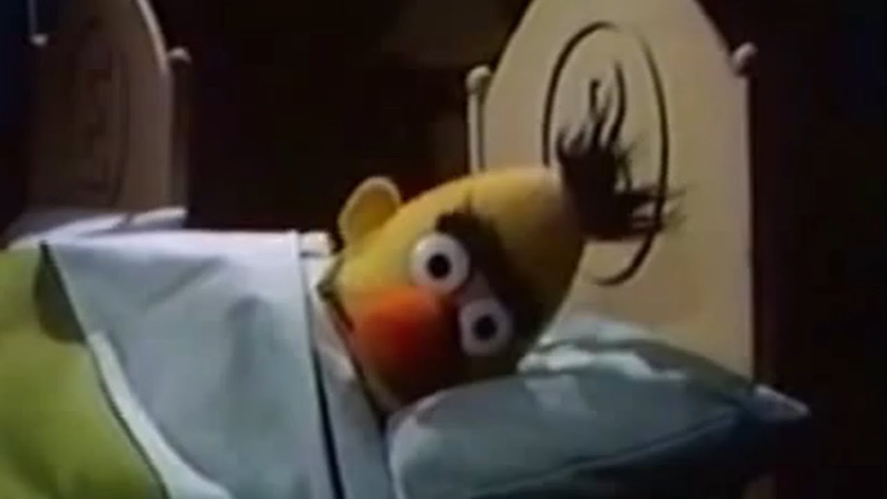 Ernie und Bert gehen schlafen - YouTube Kacke