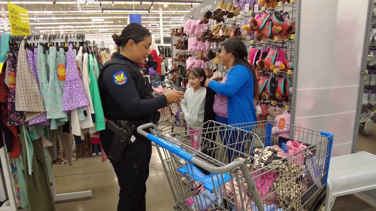 Shop with a cop at Walmart DEC 18, 2024