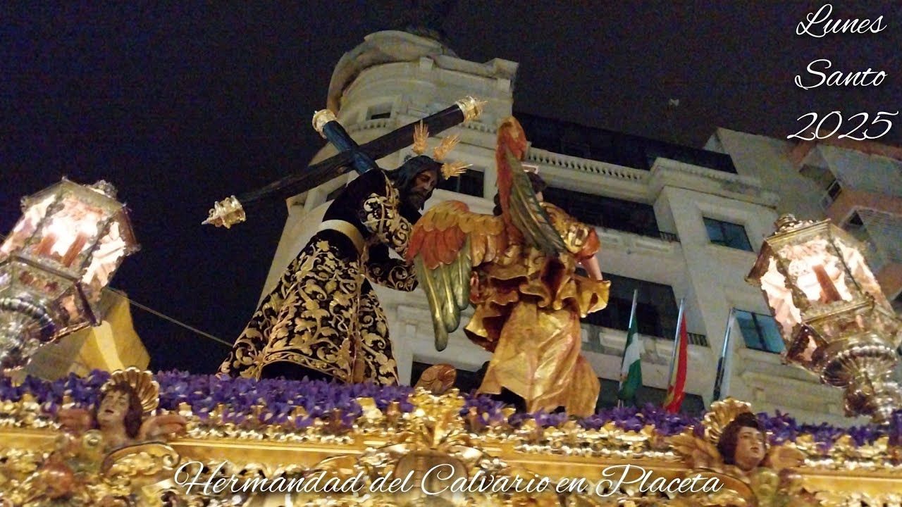 Entrada en Placeta de la Hermandad del Calvario | Lunes Santo Huelva 2025 (HD)