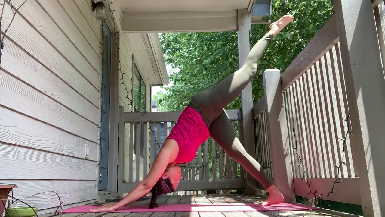30 minute vinyassa flow