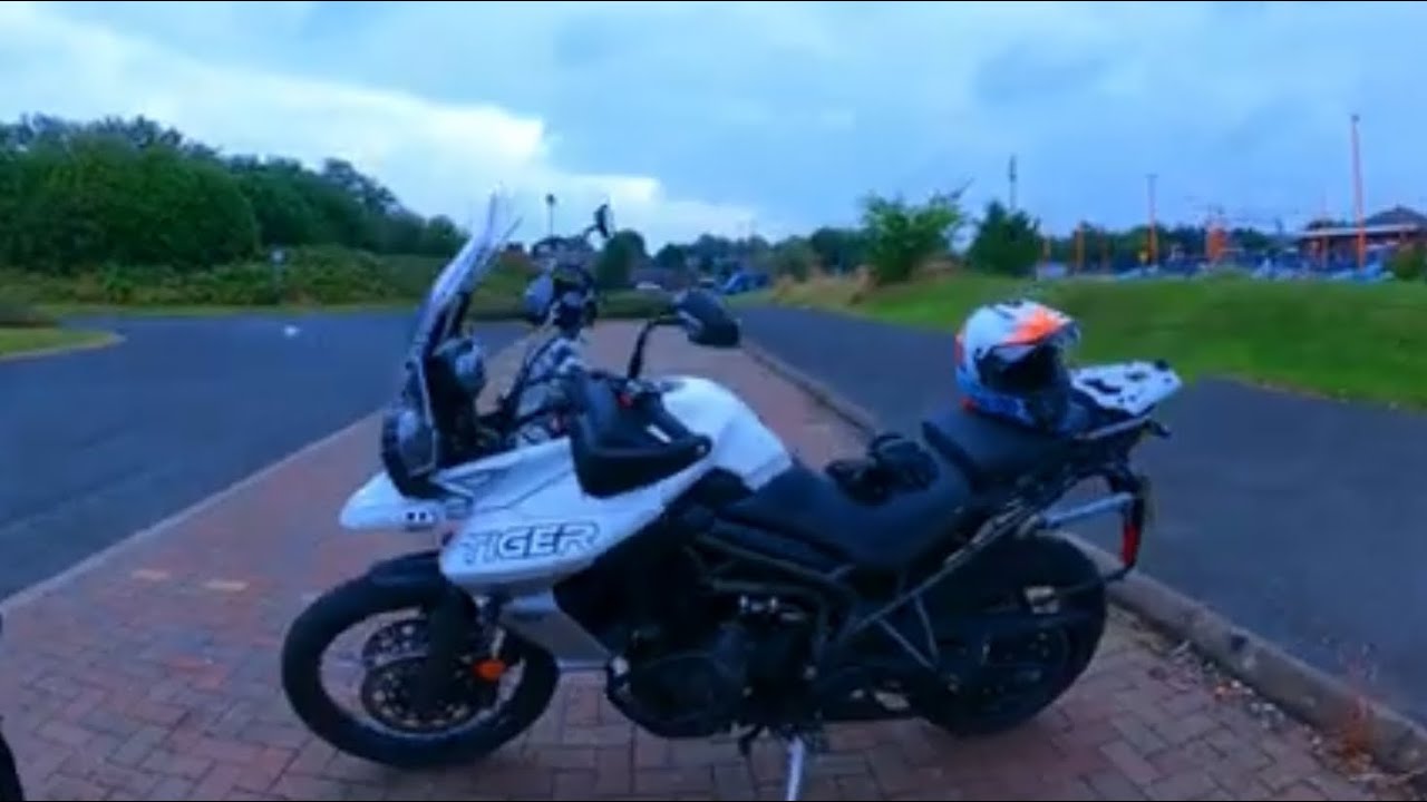 WHAT I THOUGHT OF THE TRIUMPH TIGER 800 XCA HONEST REVIEW