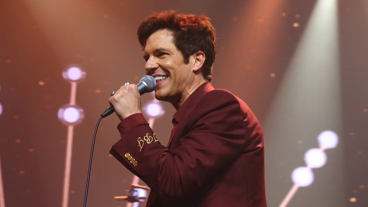 The Killers - Bright Lights (Live Debut at The Colosseum at Caesars Palace) Night 1