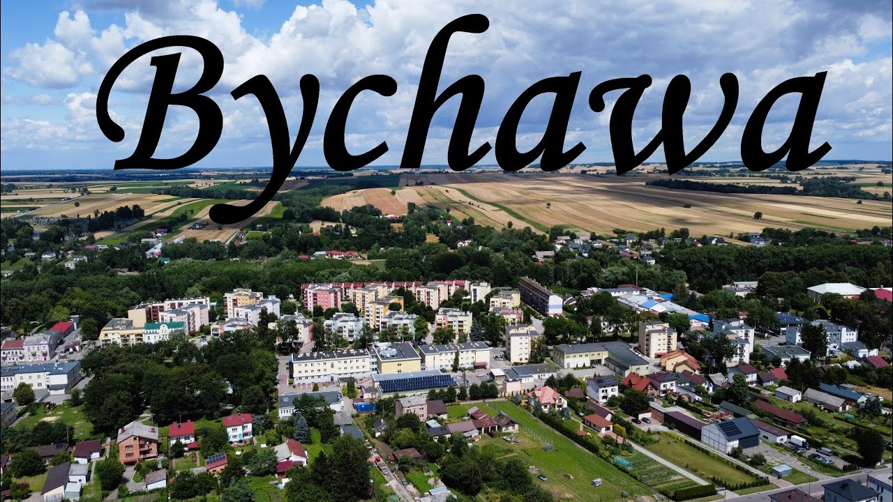 Bychawa i ruiny zamku nad Zalewem Bychawskim z drona DJI 4k - Bychawa z lotu ptaka DJI 4k