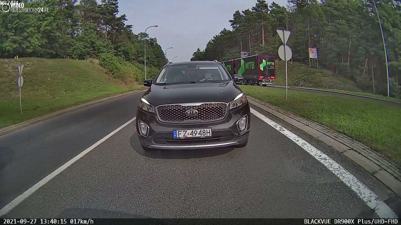 BlackVue DR900X-2CH Plus @ 1080p 30fps - kamera tylna / rear camera