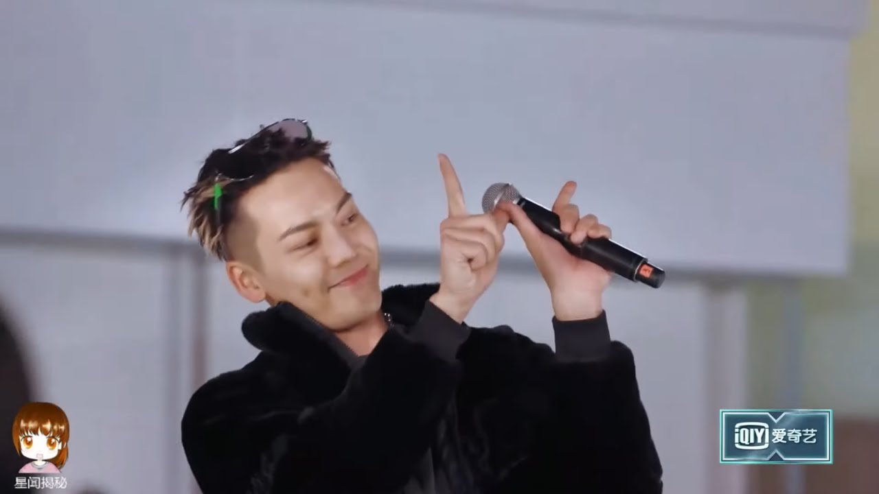 陈伟霆《Love U2》粤语歌唱跳台风俱佳 范丞丞泥塑自己疯狂应援“我是女皇”【综艺风向标】