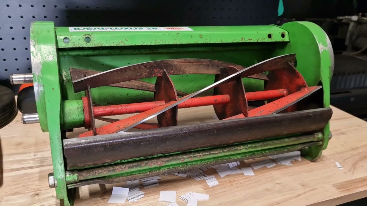 Push Cylinder Mower Grinding, zero contact paper test.