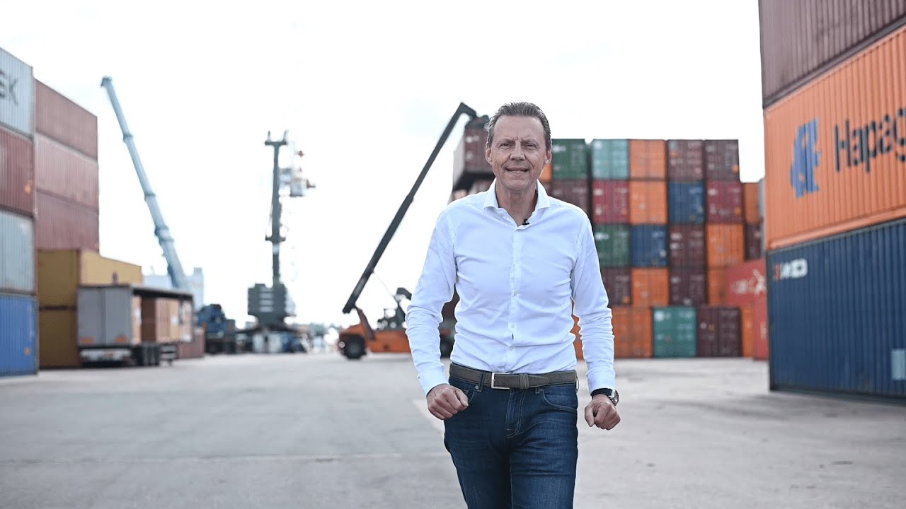 Trendsetter in Logistics - Gosselin Group by De Putter & Co