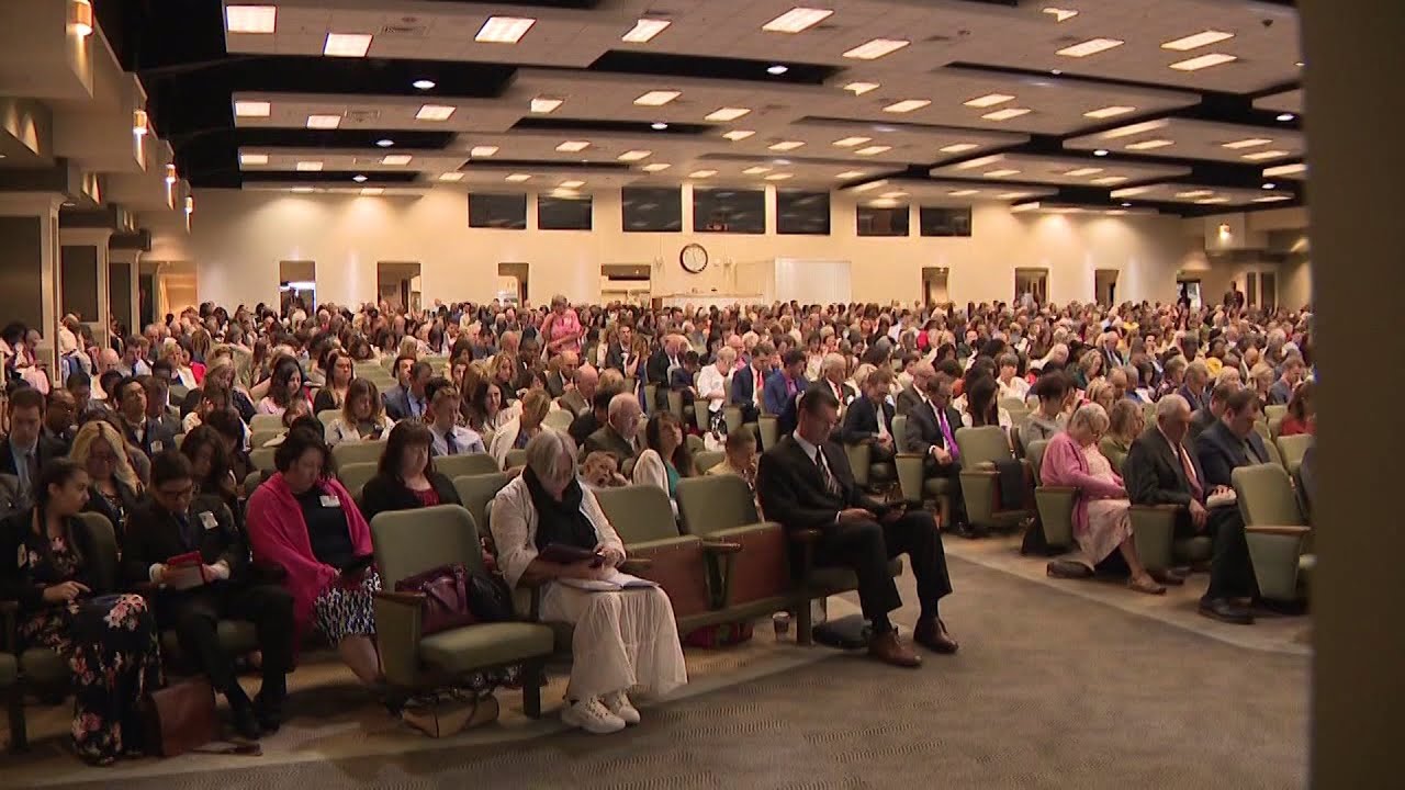 Jehovah's Witness Community Undeterred After Another Attack on One of Their Places of Worship