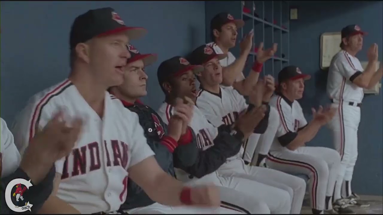 Elly De La... Hayes? Steal 3 Bases