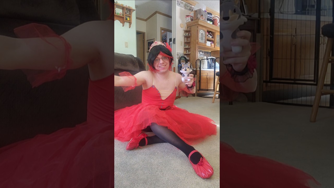 #rwby #rubyrosecosplay #ballet #ballerina #dance #cosplay #ackleyattack4427 #ackleyattacktv #shorts