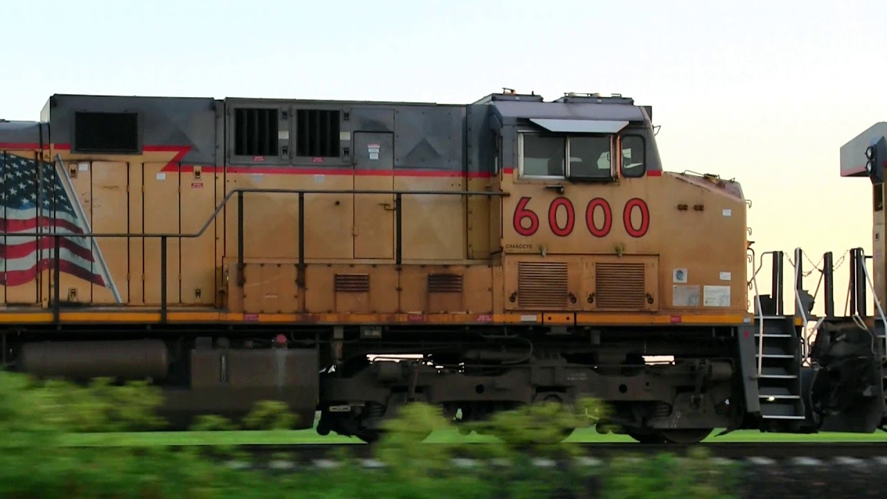 Union Pacific Intermodal train Arlington, Nebraska