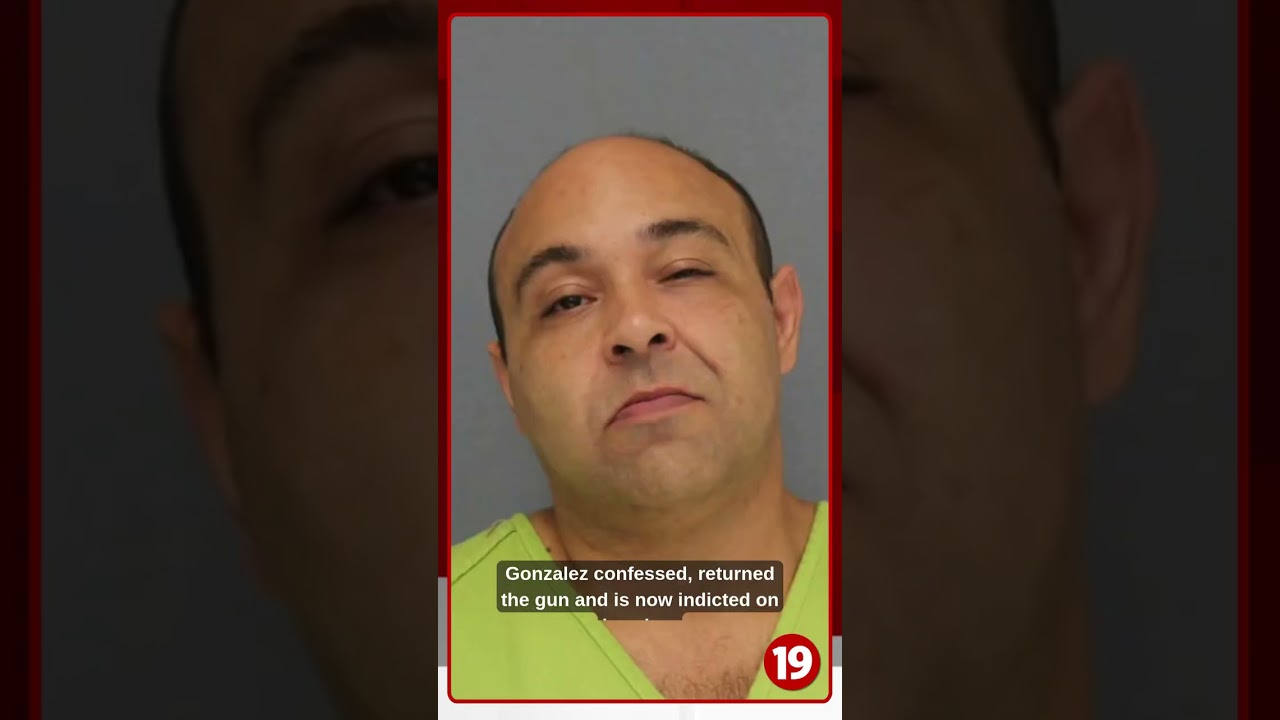 Police: Body transport worker returned to dead man&rsquo;s home to steal gun